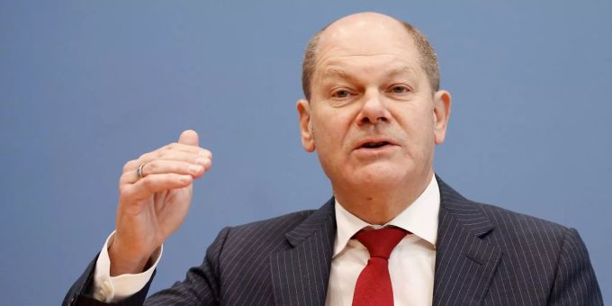 Bundeskanzler Olaf Scholz (SPD). Pressekonferenz mit Bundesfinanzminister Olaf Scholz