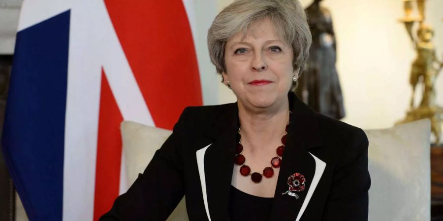 Premierministerin May präsentierte Verhaltensregeln für Tories.