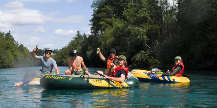 Trinken auf Aare, Reuss oder Limmat wird erlaubt.