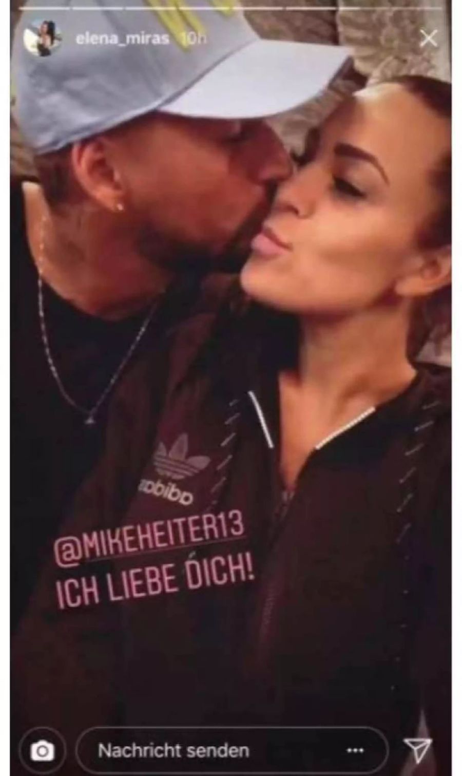 Mit diesem Instagram-Post zeigen Mike und Elena: «Wir».