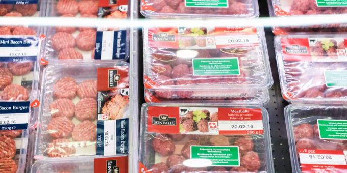 Der deutsche Bauernverband will eine neue Schweinefleisch-Kennzeichnung einführen. Der deutsche Bauernverband will eine neue Schweinefleisch-Kennzeichnung einführen.