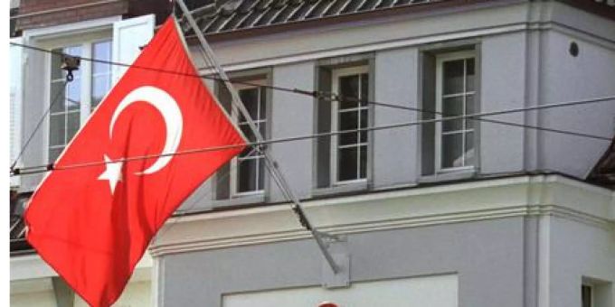 Die Türkei hat zweier Journalisten gegen die Menschenrechte inhaftiert. Türkei