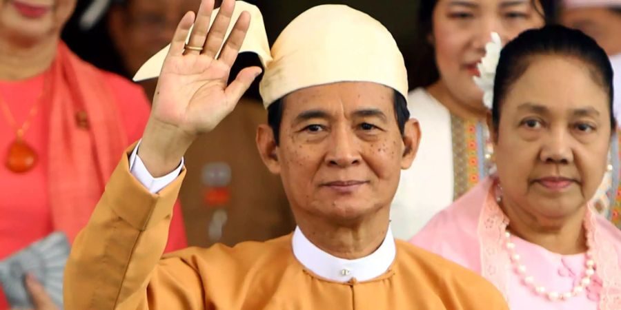 Der neue Präsident Win Myint ist erst seit vergangenem Monat im Amt. Nach wie vor ist das Militär an der Regierung beteiligt.