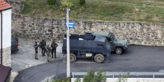 Kloster gestürmt - Tote bei Gefechten mit bewaffnetem Trupp im Kosovo Kloster gestürmt - Tote bei Gefechten mit bewaffnetem Trupp im Kosovo