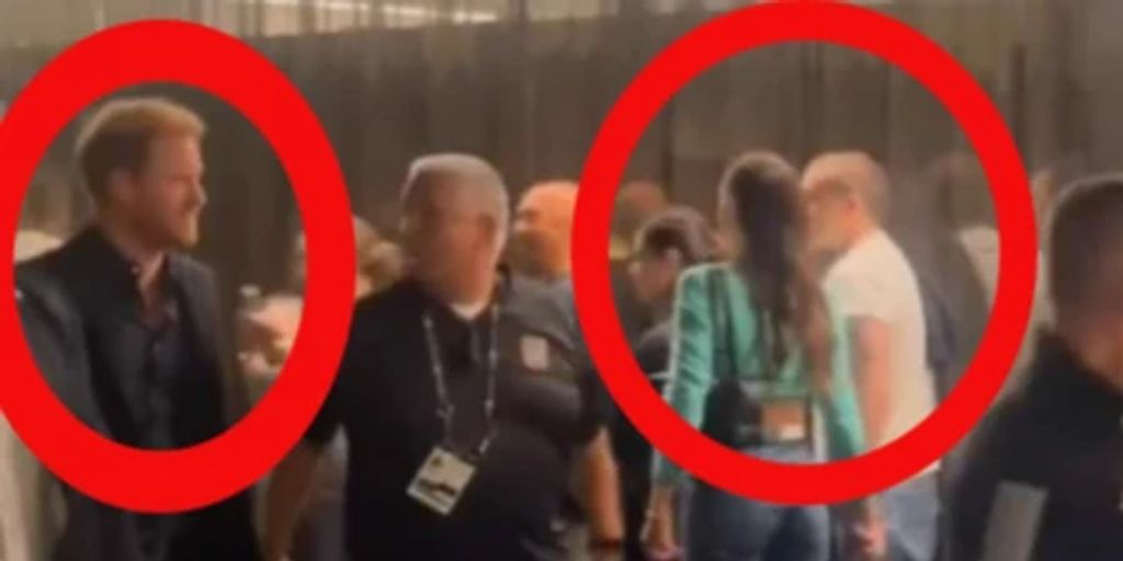 Prinz Harry ignoriert BeckhamSpross Brooklyn bei Fussballspiel