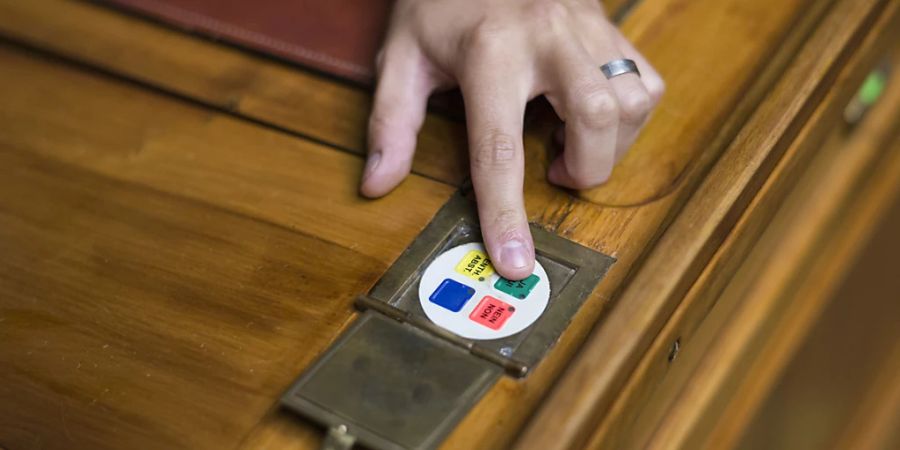 Die vom Parlament abgelehnte Regulierungsbremse hätte die Hürde für Gesetze und völkerrechtliche Verträge erhöht, welche Unternehmen stark belasten. (Symbolbild)