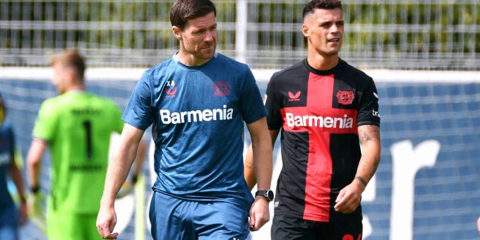 Xabi Alonso und Granit Xhaka reiten mit Bayer Leverkusen derzeit auf einer Erfolgswelle. Alonso Xhaka