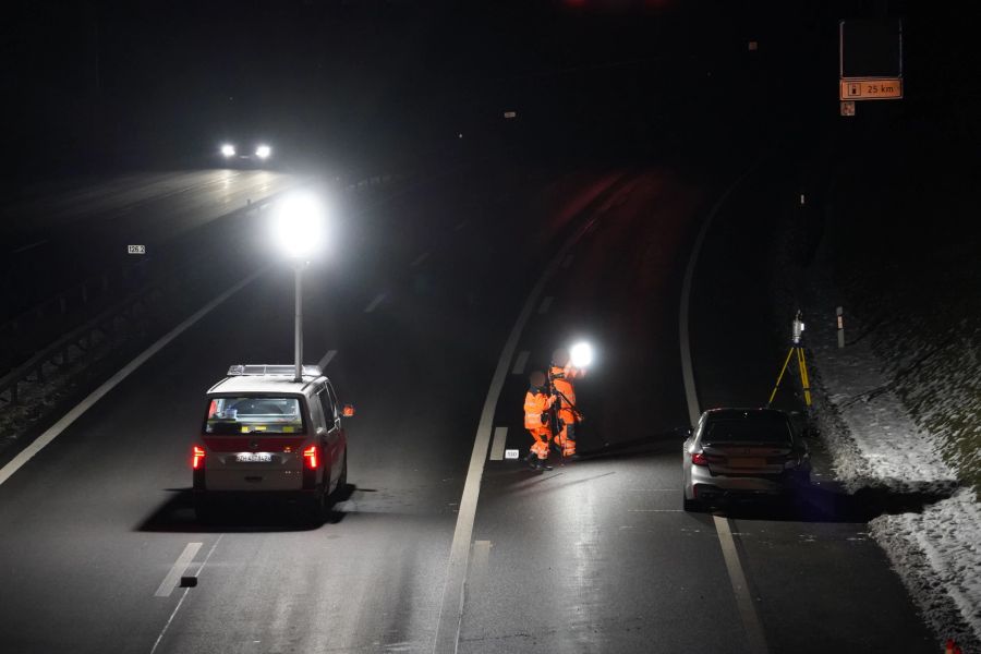 Verletzt wurde bei dem Unfall niemand, jedoch entstand ein Sachschaden unbekannter Höhe.