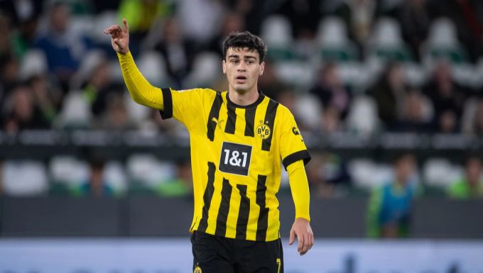 Giovanni Reyna im Dress von Borussia Dortmund. Giovanni Reyna BVB