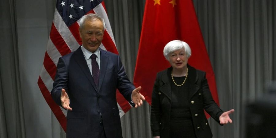 Liu He und Janet Yellen vor ihrem Gespräch in Zürich