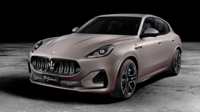 Dreizack mit drei Phasen: Der Maserati Grecale Folgore ist neben dem Granturismo Folgore der erste Stromer aus Modena Maserati Grecale Folgore