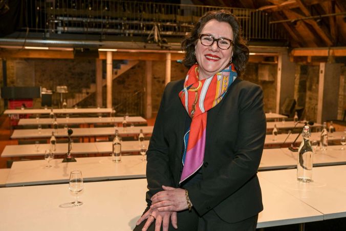 Die neue Könizer Parlamentspräsidentin Tatjana Rothenbühler im Könizer Parlament.