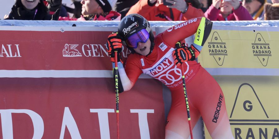 Lara Gut-Behrami fährt als beste Schweizerin auf Platz sieben.