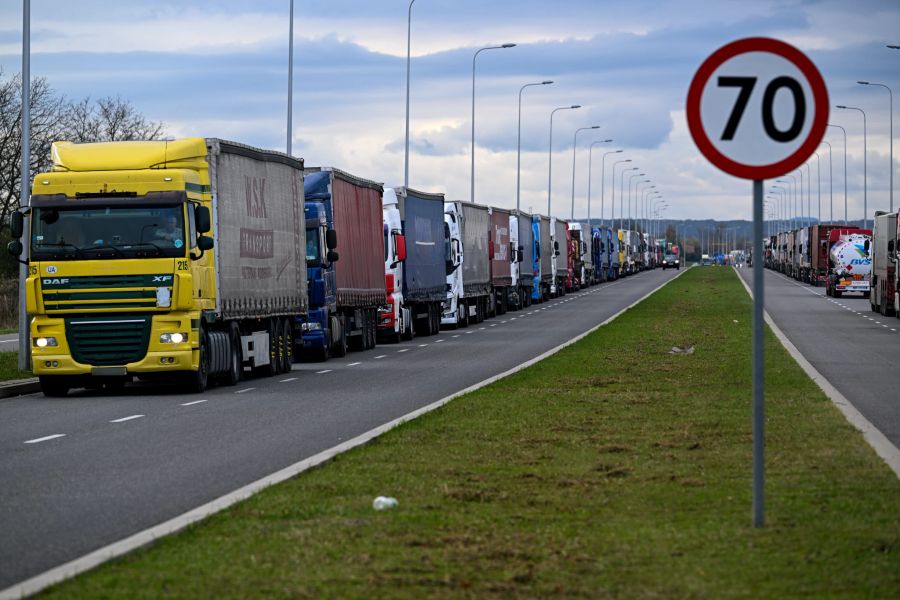 Wegen einer Protest-Blockade geht seit Wochen fast nichts mehr.