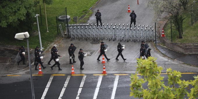Am Sonntag kam es zu einem Anschlag in der Hauptstadt der Türkei. Dabei wurden zwei Polizisten leicht verletzt. Turkey Explosion