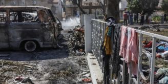 In Gaza - Palästinenser: Tote nach Angriff Israels auf Al-Ahli-Klinik In Gaza - Palästinenser: Tote nach Angriff Israels auf Al-Ahli-Klinik