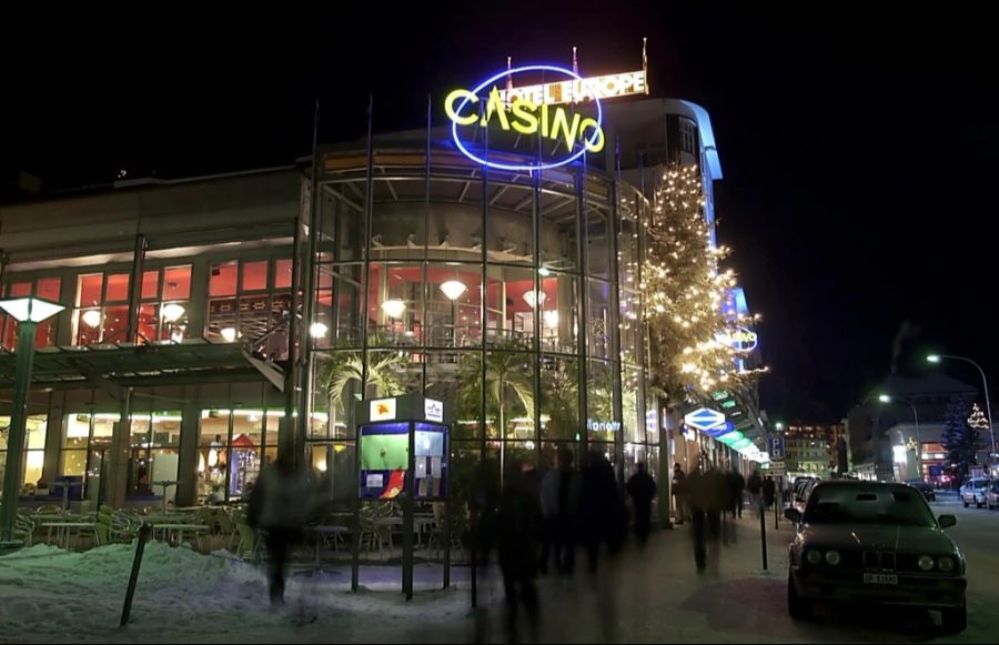 Das Casino Davos verhandelt mit der Gemeinde über einen möglichen Umzug an den Arkadenplatz.