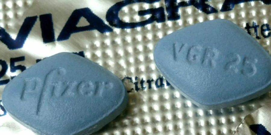 Im französischen Montereau gibt es nicht genügend Kinder, um künftig alle Schulklassen zu füllen. Bürgermeister Debouzy will nun in der Gemeinde die Potenzpille Viagra verteilen lassen. Foto: Uli Deck/Symbol