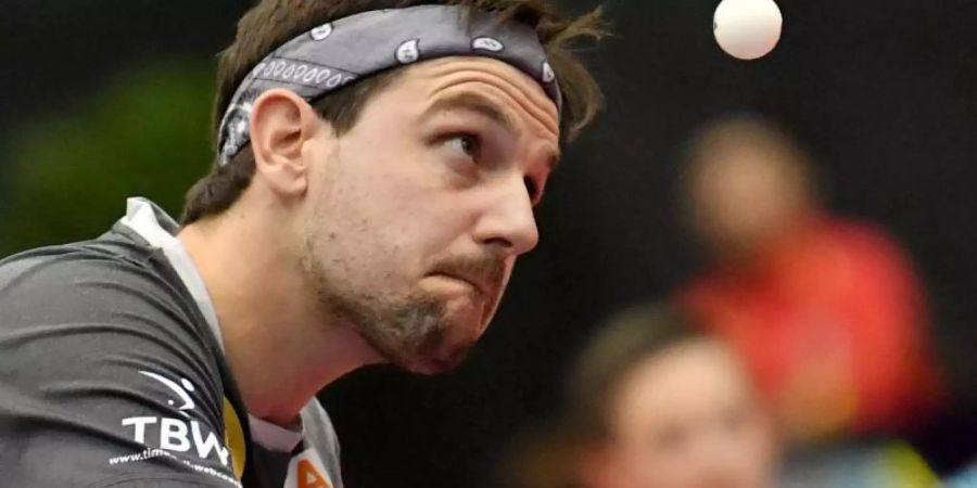 Timo Boll verliert in Katar gegen den Chinesen Ma Long. Foto: Barbara Gindl/APA/dpa