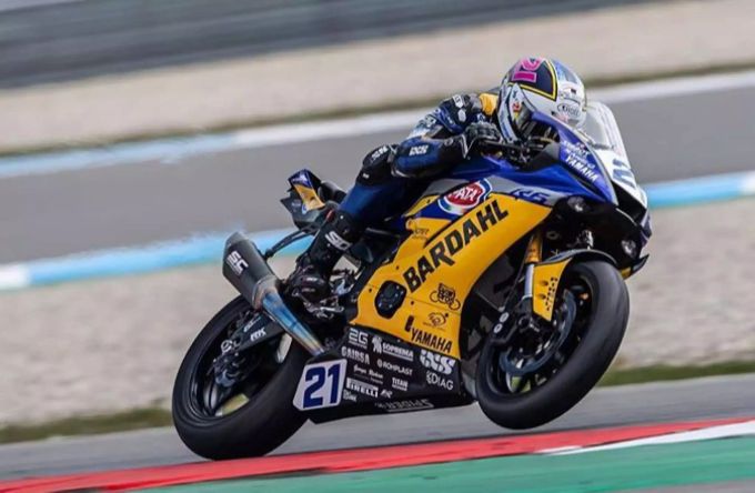 Steigt auch Randy Krummenacher in die Superbike-WM auf? Randy Krummenacher Superbike-WM