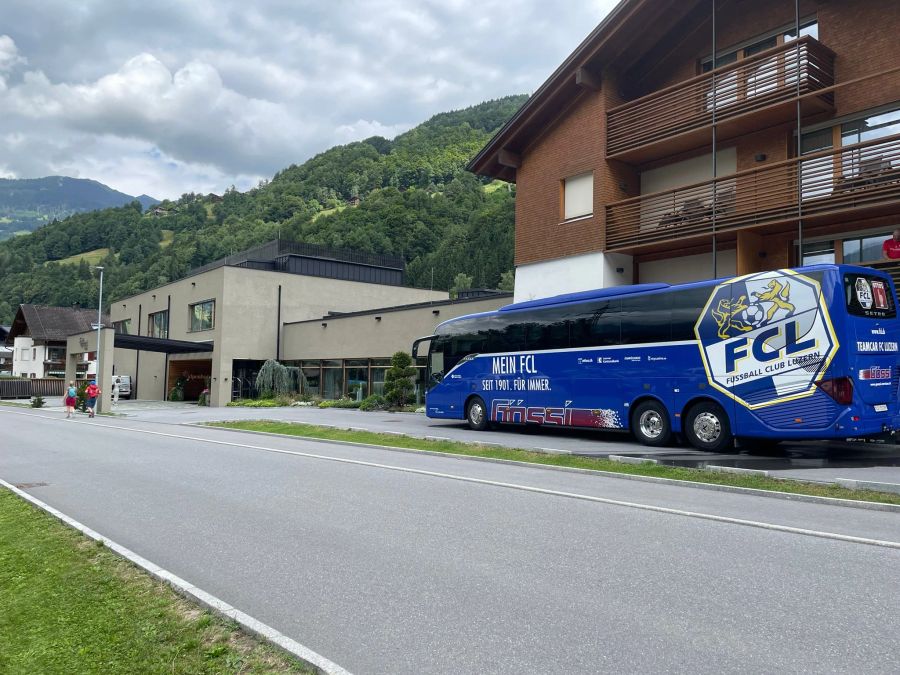 Der FC Luzern reiste mit dem Bus nach Schruns.