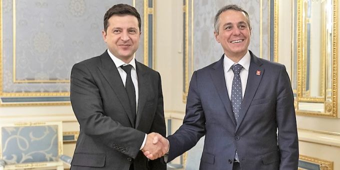 Linke & FDP jubeln - SVP-Köppel will Selenskyjs Schweiz-Besuch stoppen