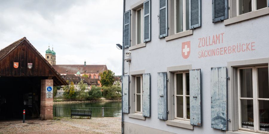 Das Zollamt Säckingerbrücke in Stein AG.