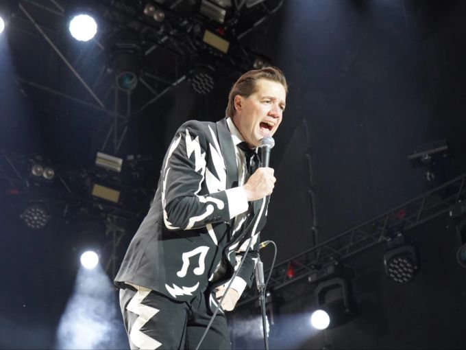 Pelle Almqvist, The Hives