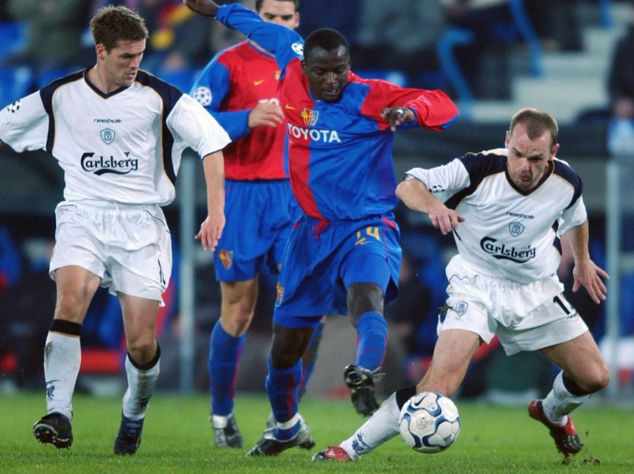 Michael Owen traf mit Liverpool in der Champions League 2002/03 auf den FC Basel. (Am Ball beim FCB: Thimothée Atouba)