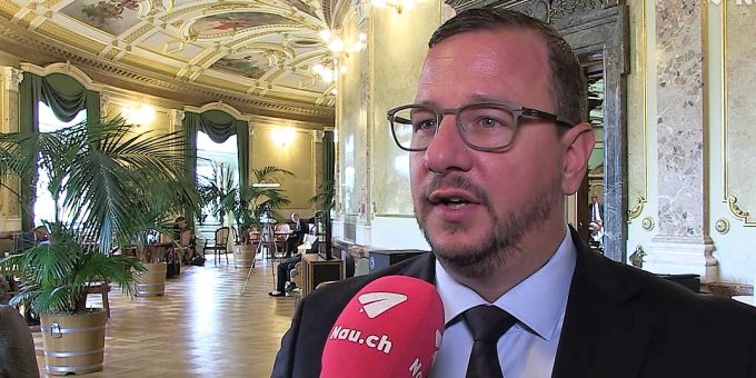 «Viele offene Fragen» - Parteien kritisieren Bundesrat für Ukraine-Info