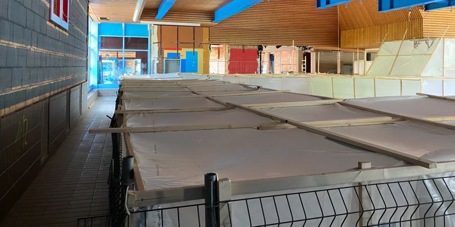 Asbestsanierung Hallenbad