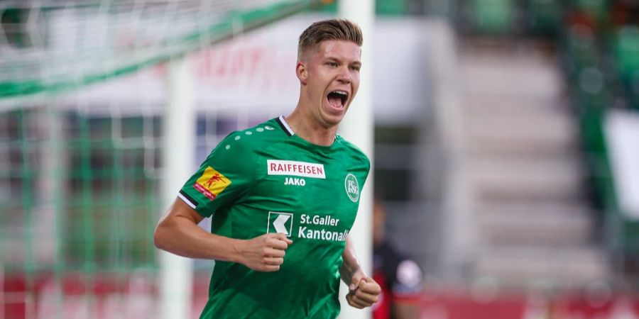 Vor seinem Wechsel nach Schottland spielte Itten für den FC St. Gallen.