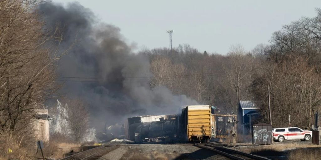 US railroad to pay for cleanup costs