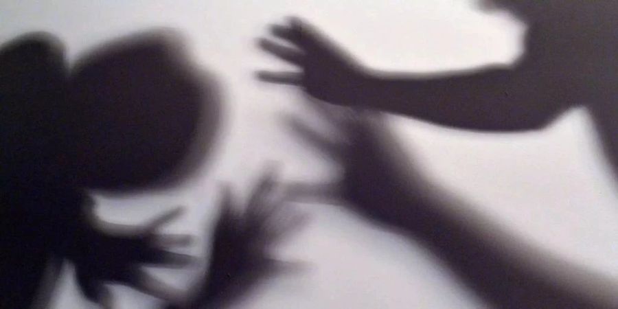 Dabei mussten sie sich teils mit traumatisierenden Inhalten auseinandersetzen. (Symbilbild)