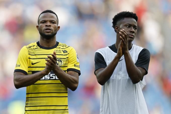 YB-Junior Felix Mambimbi (rechts) spielte zuletzt in den Niederlanden für Cambuur. GC YB