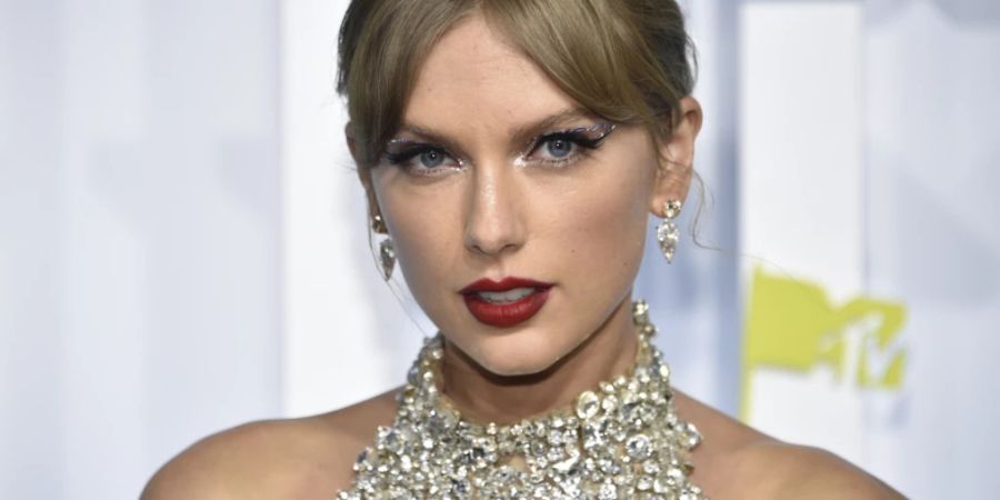 ARCHIV - Sängerin Taylor Swift hat ihr zehntes Album veröffentlicht. Foto: Evan Agostini/Invision/AP/dpa