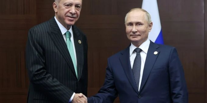 Erdogan und Putin (r.) Erdogan und Putin (r.)