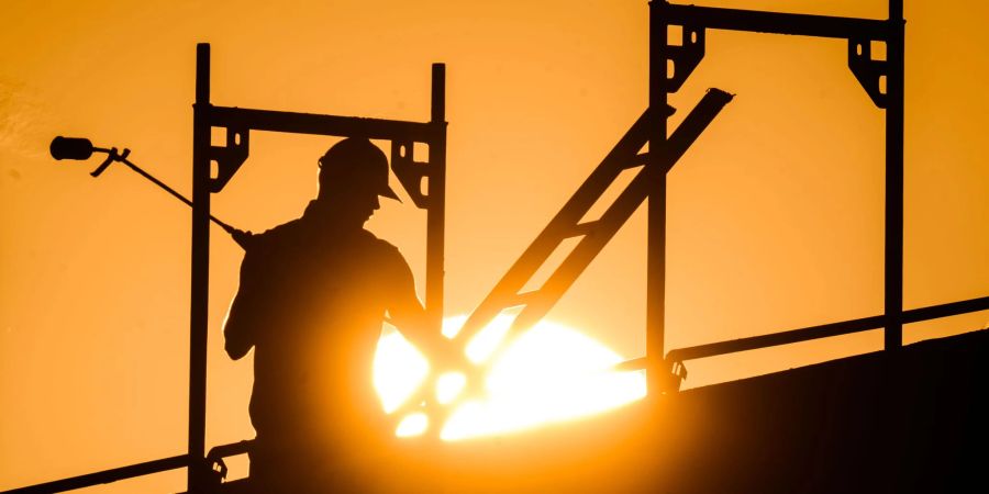 Millionen Menschen in Deutschland verdienen weniger als 12 Euro pro Stunde.