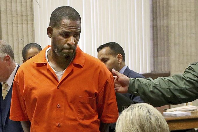 R. Kelly nach einer Anhörung im September 2019. r. kelly