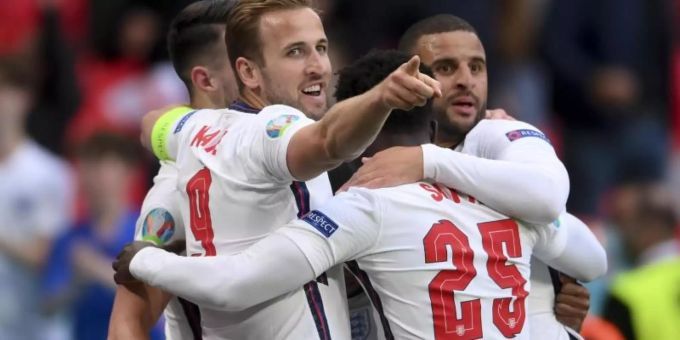 London - England versöhnt Fans mit dem Gruppensieg