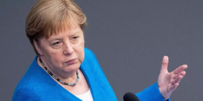 «Das sollte uns Warnung und Auftrag zugleich sein», sagt Kanzlerin Angela Merkel mit Blick auf den auch in Deutschland zunehmenden Anteil der Delta-Variante. Foto: Kay Nietfeld/dpa «Das sollte uns Warnung und Auftrag zugleich sein», sagt Kanzlerin Angela Merkel mit Blick auf den auch in Deutschland zunehmenden Anteil der Delta-Variante. Foto: Kay Nietfeld/dpa