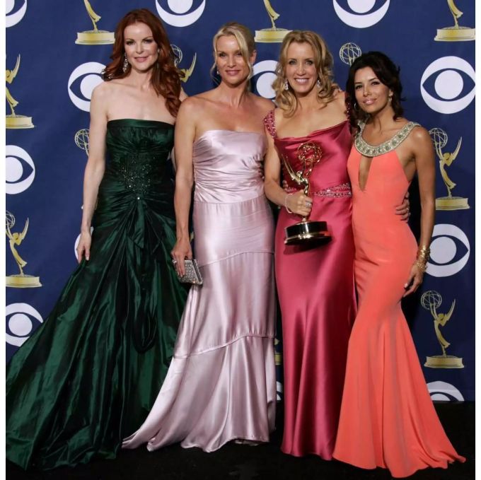 Eva Longoria 2005 mit ihren «Desperate Housewives»-Kolleginnen: Marcia Corss, Nicollette Sheridan, Felicity Huffman und Eva Longoria (v.l.). desperate