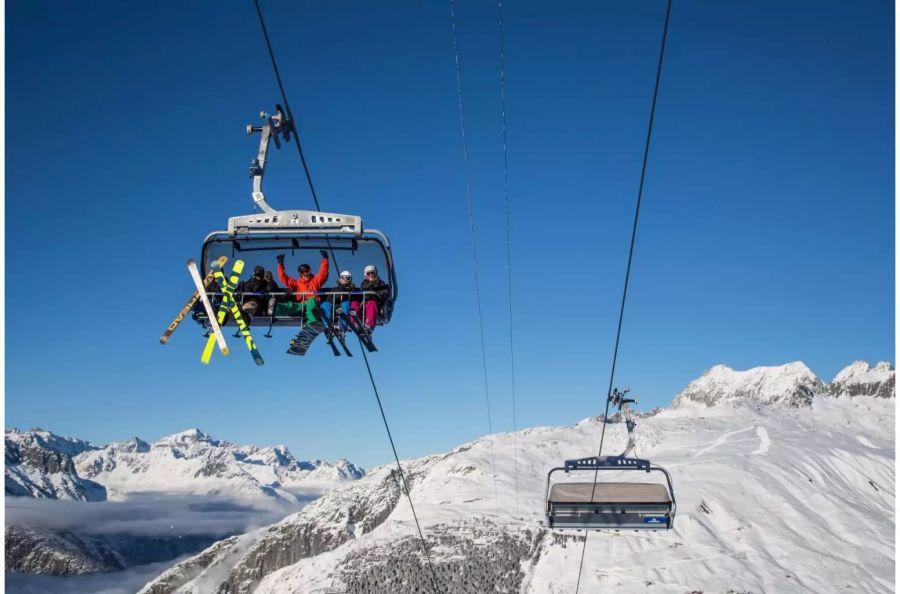 Auf 2’000 Meter liegt bereits gegen ein Meter Schnee - zvg