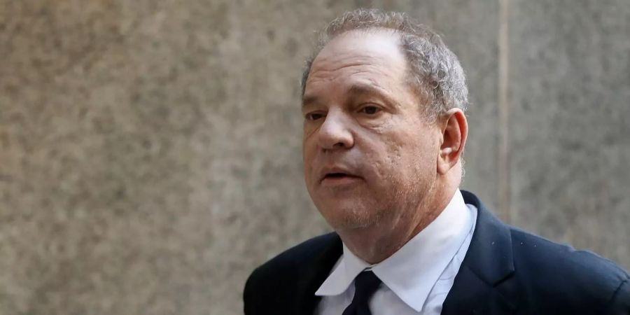 Filmproduzent Harvey Weinstein bei seiner Ankunft bei Gericht.