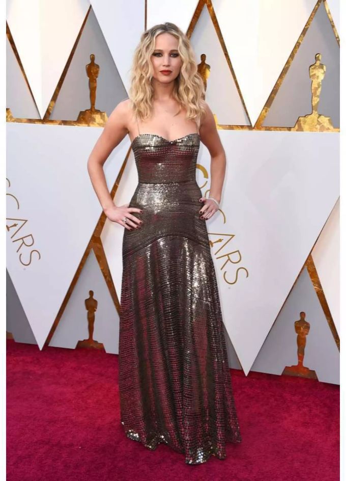Jennifer Lawrence 2018 im Dolby Theater in Los Angeles. Jennifer Lawrence 2018 im Dolby Theater in Los Angeles.