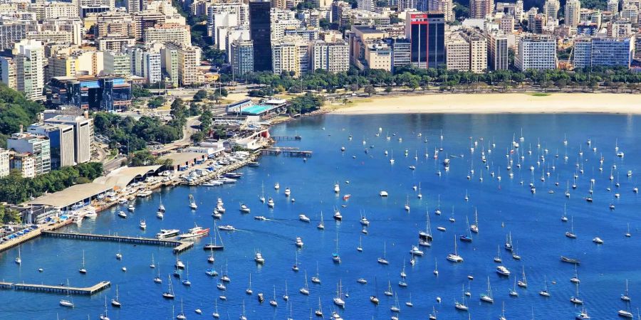 Die Küste Rio des Janeiros, der Hauptstadt von Brasilien.