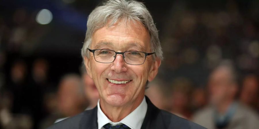 Wolfgang Mayrhuber, früherer Vorstandsvorsitzender der Deutschen Lufthansa AG und damaliger Vorsitzender des Aufsichtsrates, lächelt bei einer Hauptversammlung der Lufthansa.