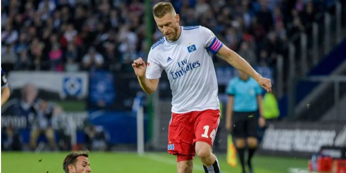 Aaron Hunt im Dress des Hamburger SV. Aaron Hunt im Dress des Hamburger SV.