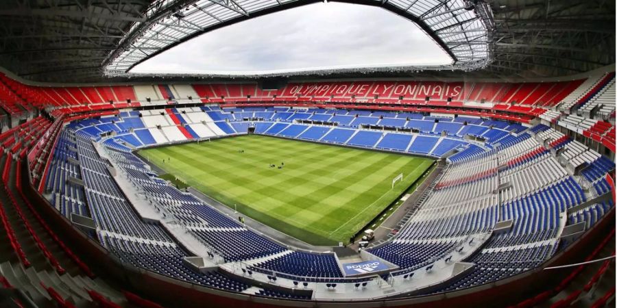 Das Stadion von Olympique Lyon ist leer.