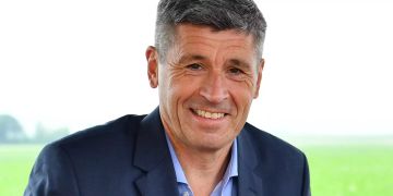Der frühere FIFA-Schiedsrichter Markus Merk fordert klarere Regel im Fussball.